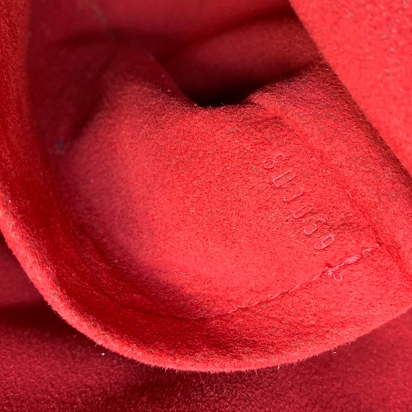 Authentic Louis Vuitton Damier Ebene Trevi PM - Picture 9 of 9